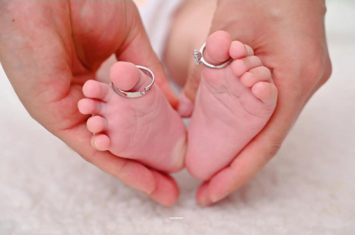 上杭孕妇两个月肚子疼