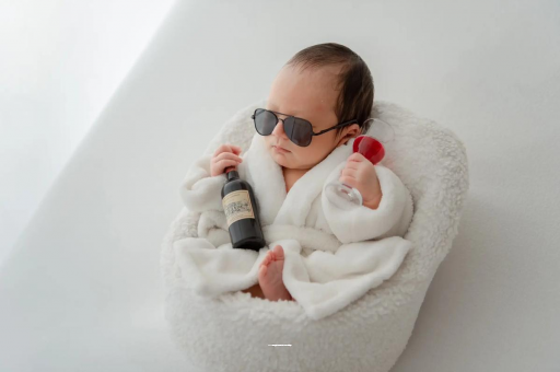 上杭宝宝嘴唇上翘