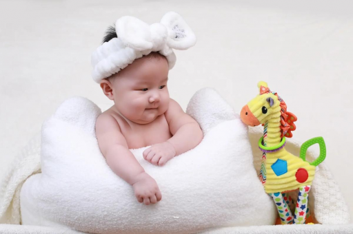 上杭宝宝几个月翻身